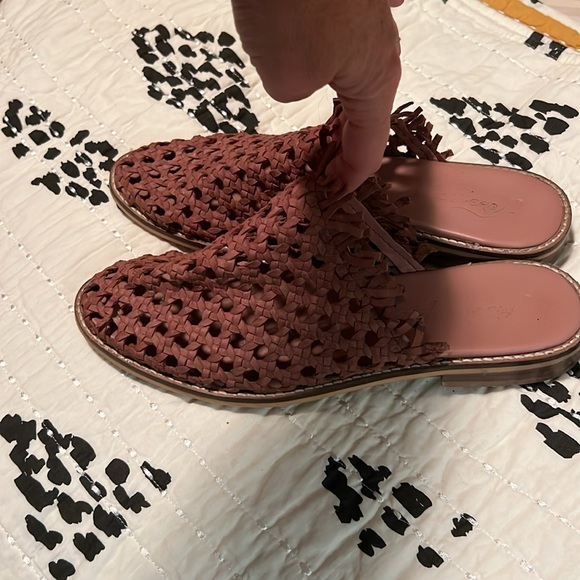 Free People Mirage Woven Mules Flats Sz 10 - Picture 2 of 3